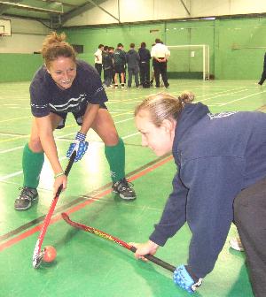 Hamburg 2007 - European Indoor Championships - Chloe and Lisa (1)